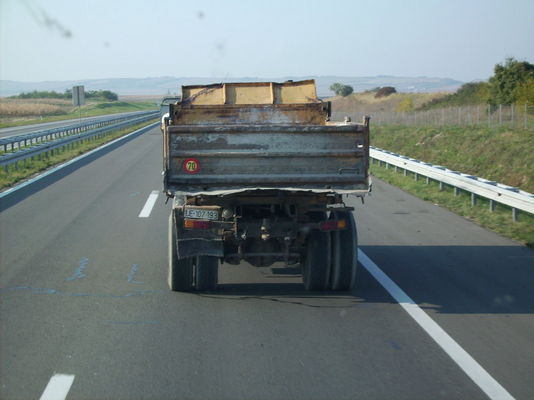 Kipper LKW in Belgrad
