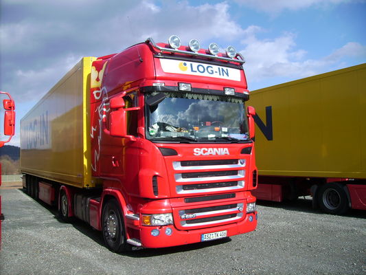 Scania V8
