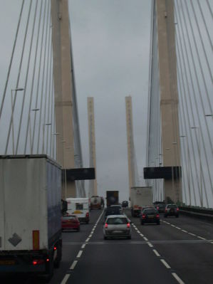 England
 Queen Elisabeth Bridge 
