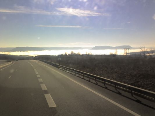 mit dem LKW Ã¼ber den Wolken
HÃ¶he Millau (Frankreich)
