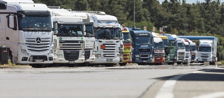 35 neue LKW-Stellplätze am Euro Rastpark Achern - BrummiOnline